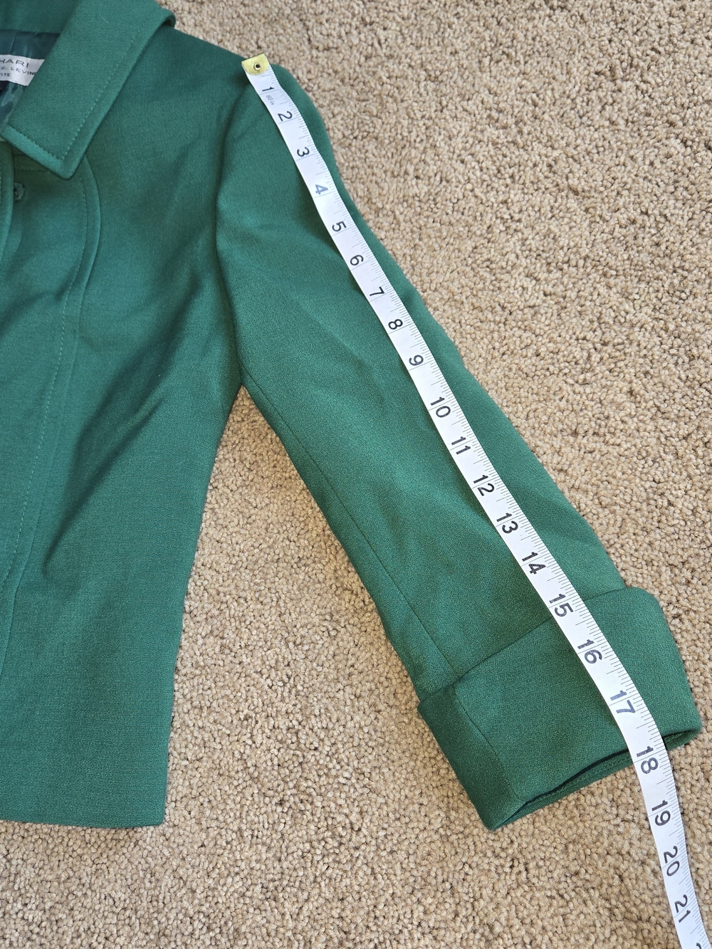 Tahari Arthur S. Levine Emerald Green Short Jacket Blazer Cuffed Sleeves 2P - Picture 7 of 10